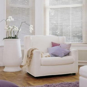 Olivia witte stoel} Olivia witte stoel